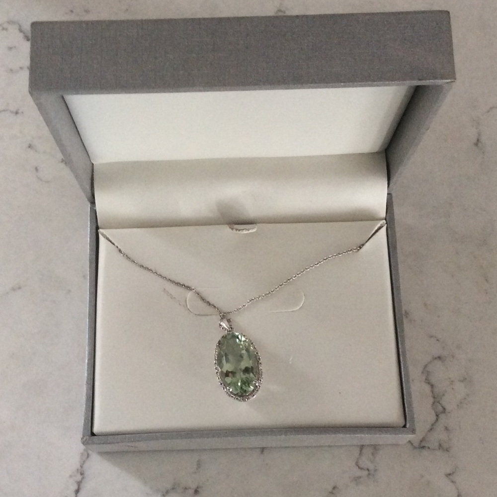 Green amethyst necklace